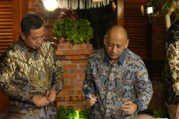 Pemkab dan Kejari Karawang kerja sama mengawal pengelolaan dana desa