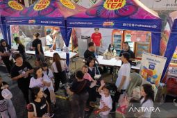 Cepat seperti 5G Telkomsel, kuat seperti mereka: Perjuangan dua ibu tangguh dibalik layar EO