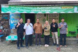 KLH bina pengelolaan bank sampah digital di Hulu Sungai Tengah Kalsel