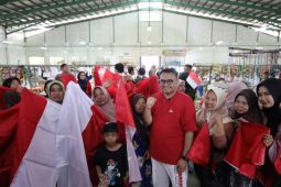 Pemkab Kukar  bagikan 10 juta Bendera Merah Putih ke sekolah dan warga