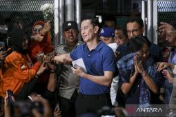 Tom Lembong laporkan tiga hakim yang vonis dirinya ke MA