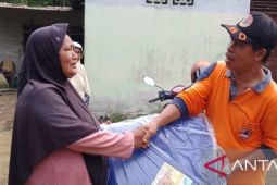 BPBD Bangka salurkan bantuan terpal untuk korban angin puting beliung