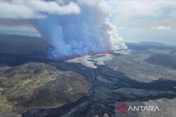 Gunung Klyuchevskoy di Rusia kembali meletus