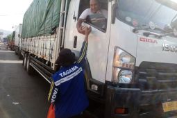 Pemkab Banyuwangi siagakan tim urai kemacetan Pelabuhan Ketapang