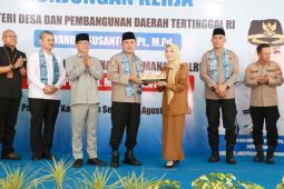 Cegah perpecahan, Kabaharkam Polri ingatkan santri bijak bermedsos