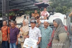 Kelompok tani di Bantul terima hibah alsintan guna tingkatkan pertanian