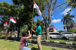 PLN imbau warga Bali pasang bendera merah putih jauhi jaringan listrik