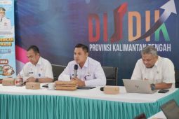 Plt Kadisdik Kalteng instruksikan jajaran tuntaskan temuan BPK RI