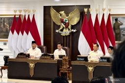 Presiden Prabowo  pimpin Sidang Kabinet Paripurna di Istana