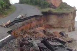 Pemprov Bengkulu desak Kementerian PU segera perbaiki jalan eks nasional Bintunan-Urai