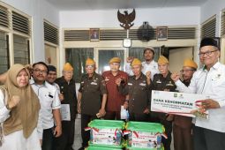 Baznas galang bantuan untuk veteran dan guru lewat Sedekah Berbakti