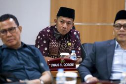Madrasah dan Pesantren harus diikutkan program sekolah gratis