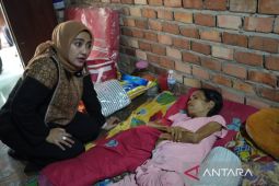 TP PKK Muaro Jambi bantu Ibu Sakiyah penderita kanker