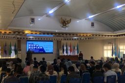 Unpatti-BI Maluku  beri literasi keuangan QRIS bagi mahasiswa
