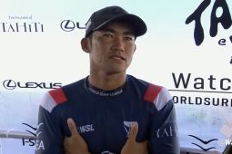 Rio Waida lolos ke 16 besar WSL Tahiti Pro usai selamat dari eliminasi
