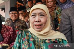 Khofifah ajak warga Jatim tak kibarkan bendera One Piece jelang HUT RI
