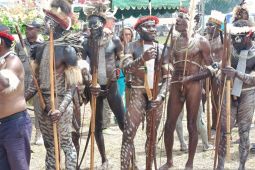 Melestarikan Koteka bersama perayaan 80 tahun Indonesia merdeka