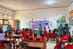 PKK Kota Sorong sasar anak SD periksa kesehatan gratis