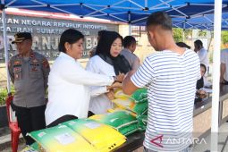 Dukung SPHP Bulog, GPM Polres Tanjungbalai "diserbu" warga