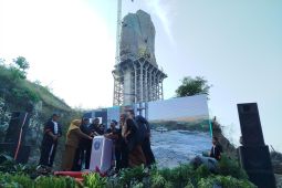 East Java builds Indonesia's tallest statue to honor Reog Ponorogo