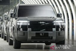 Paduan papan luncur elektrik dengan SUV Ti7 ditawarkan seharga 3.999 yuan