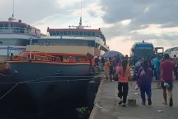 BMKG: Waspadai gelombang tinggi di perairan Sulut