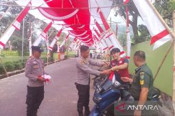 Polres Garut persiapkan 10 ribu Bendera Merah Putih meriahkan HUT RI