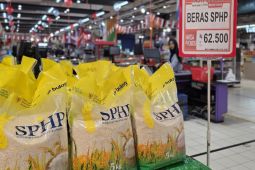 Bulog Sumut salurkan beras SPHP ke ritel modern  guna stabilkan harga
