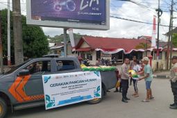 Polda Maluku gelar  pasar murah tiga ton beras SPHP terjual habis