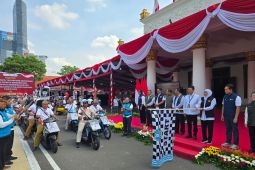 Gubernur Khofifah lepas tim relawan antarkan tali asih keluarga pahlawan