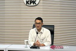KPK geledah tiga kantor asosiasi dan satu rumah pihak agensi haji
