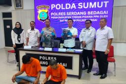 Bejadnya ayah dan paman kandung nodai anak sendiri