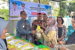 Pemkot Tanjungbalai gelar pasar murah, Fadly : Mudahkan warga dapat sembako