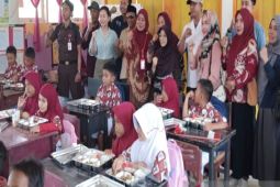 Parigi Moutong mulai Program MBG untuk siswa sekolah