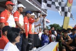 Bupati Simalungun lepas ribuan peserta lomba lari HUT RI
