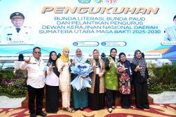 Endang Kurniasih dikukuhkan menjadi bunda paud dan literasi Langkat