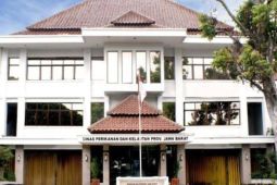 Pemprov Jabar dorong revisi KKPRL Pangandaran menyusul polemik KJA