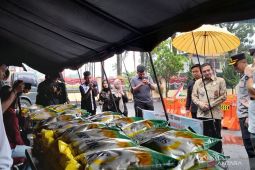 Polres Garut menyiapkan 6 ton beras untuk pasar murah