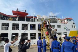 KMP Gili Iyang terbakar, Pelindo gerak cepat bantu evakuasi penumpang