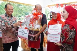 Meriahkan HUT RI Ke-80, Bupati dan Ketua PKK Langkat ikuti lomba masak nasi goreng