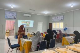 Dosen USK luncurkan program pelatihan produksi sabun dari limbah organik di SMPN 6 Banda Aceh