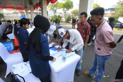 Ratusan pekerja pelabuhan ikuti pemeriksaan kesehatan gratis