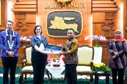 Kemenhub terima dokumen studi transportasi rel Surabaya dari Inggris