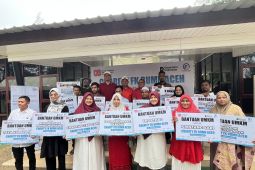 Charity FK BUMN Aceh salurkan bantuan untuk 18 UMKM