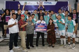 Turnamen futsal antar instansi, KONI rebut Piala Wali Kota Pematangsiantar