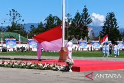 Gubernur John Tabo: Bendera Merah Putih tetap berkibar di Papua Pegunungan