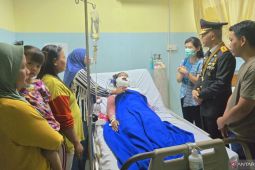 Kapolda Babel jenguk Rofiani korban penyiraman air keras