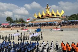Pemkab Lamsel upacara HUT RI di titik nol Sumatera dari Jawa