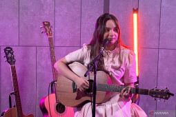 Alex Teh: Makan kerupuk lomba 17-an favorit