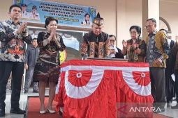 Resmikan Gereja Parawei, Bupati Gumas berharap jemaat makin giat beribadah